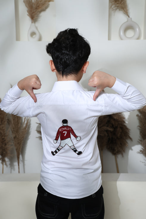 class monitor x ronaldo white shirt